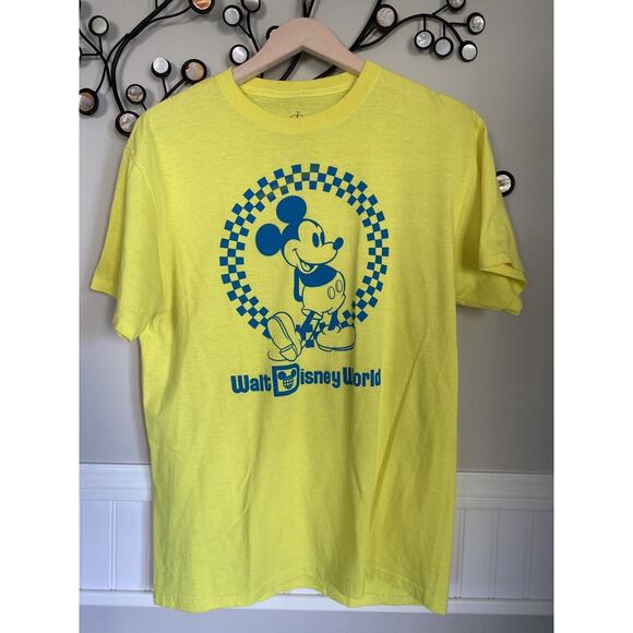 Lot of 2 Genuine Walt Disney World Mickey Mouse T-Shirt Disney Jersey Sweater M - Picture 2 of 13